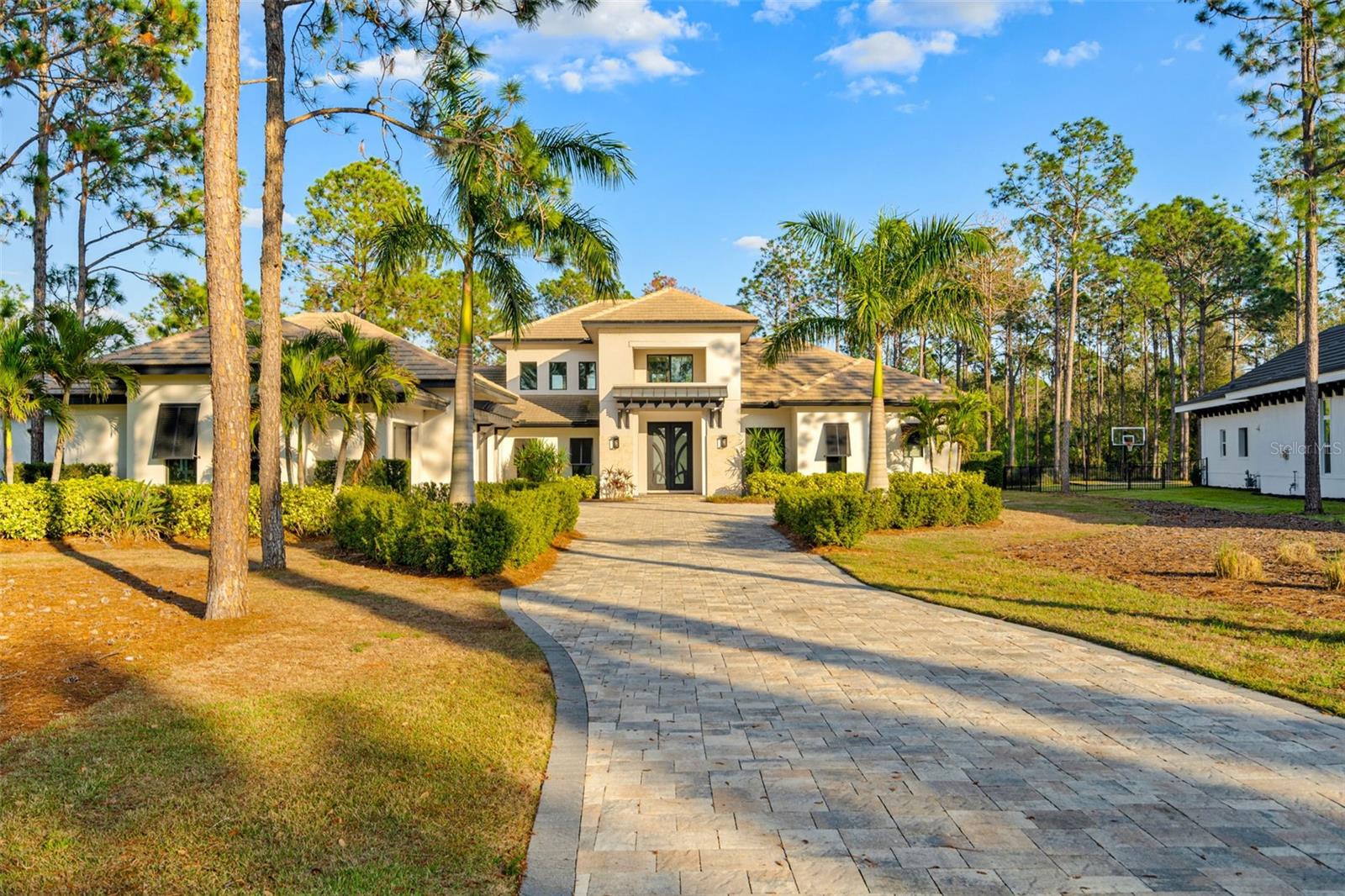 16902 Vinci Way, FL