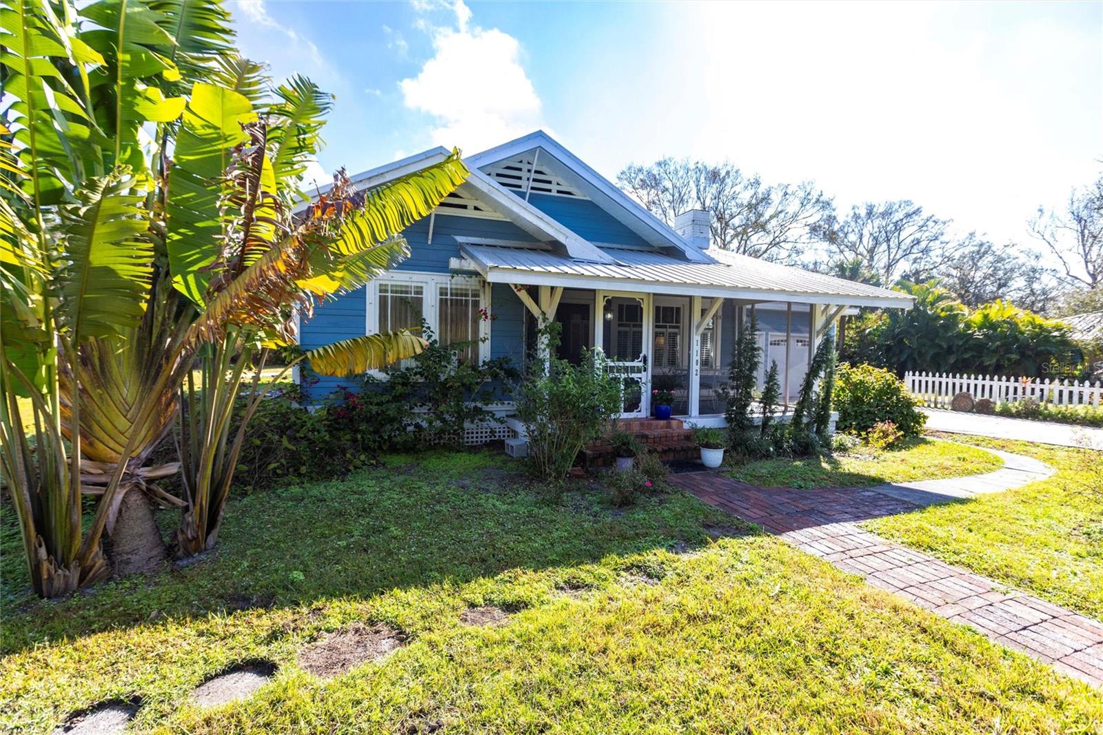 1102 N Arcadia Ave, FL