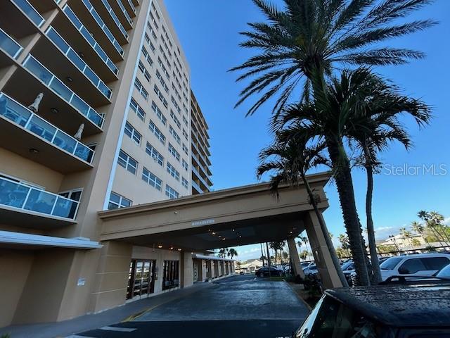880 Mandalay Avenue, FL