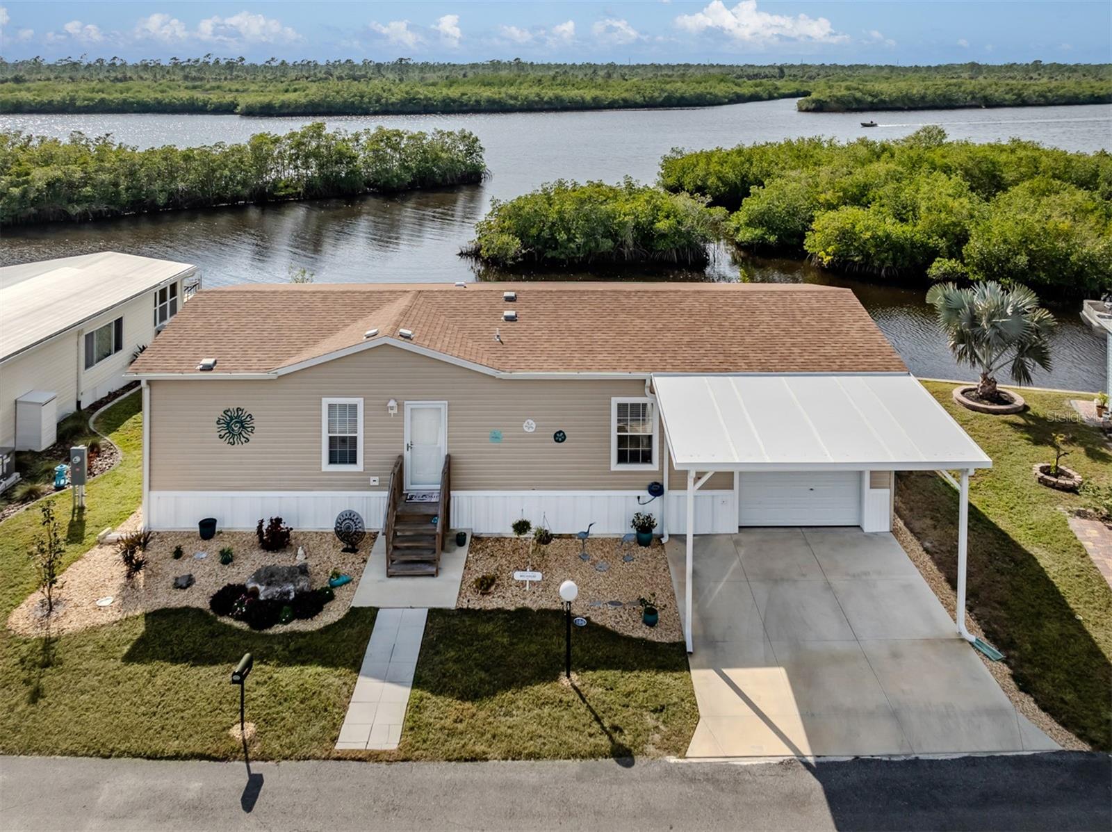 106 Island Point Road, FL