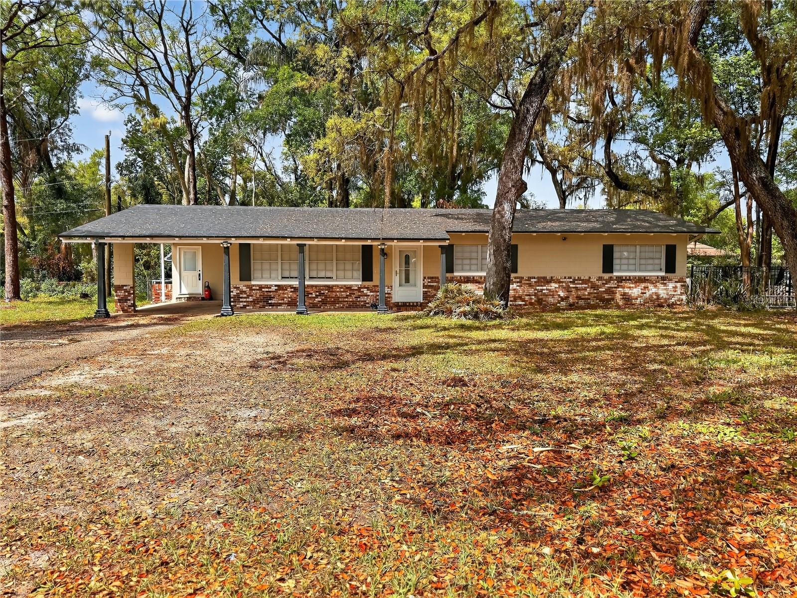 176 E Grandbend Ave, FL