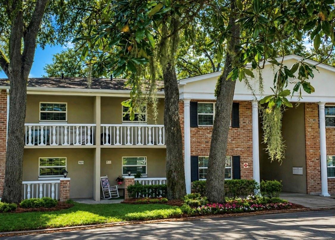 2500 Lee Road, FL