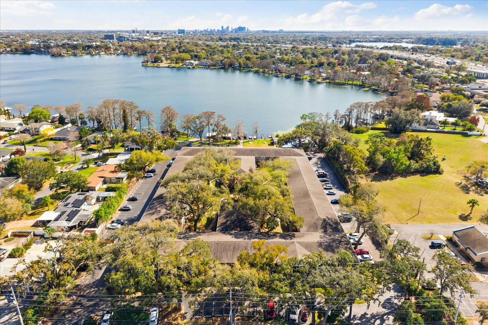 2500 Lee Road, FL