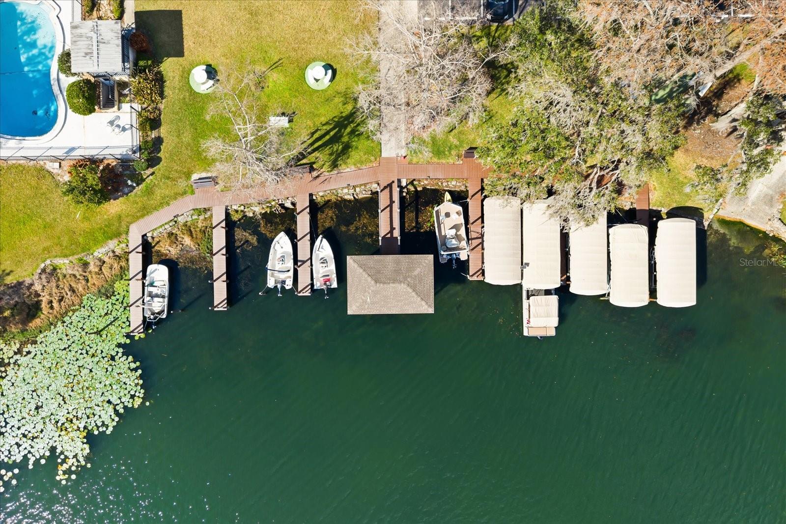 2500 Lee Road, FL