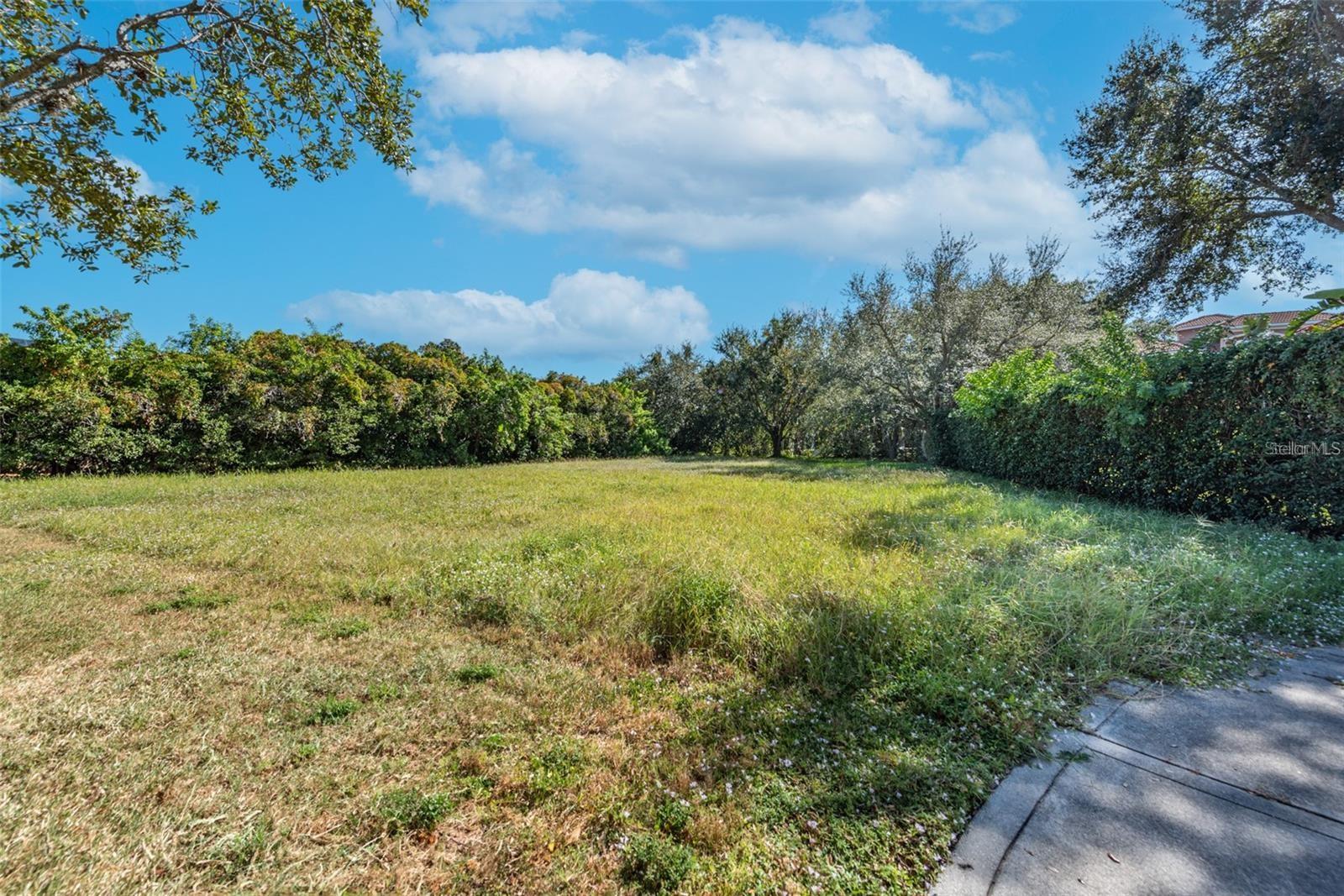5913 La Rosa Lane, FL