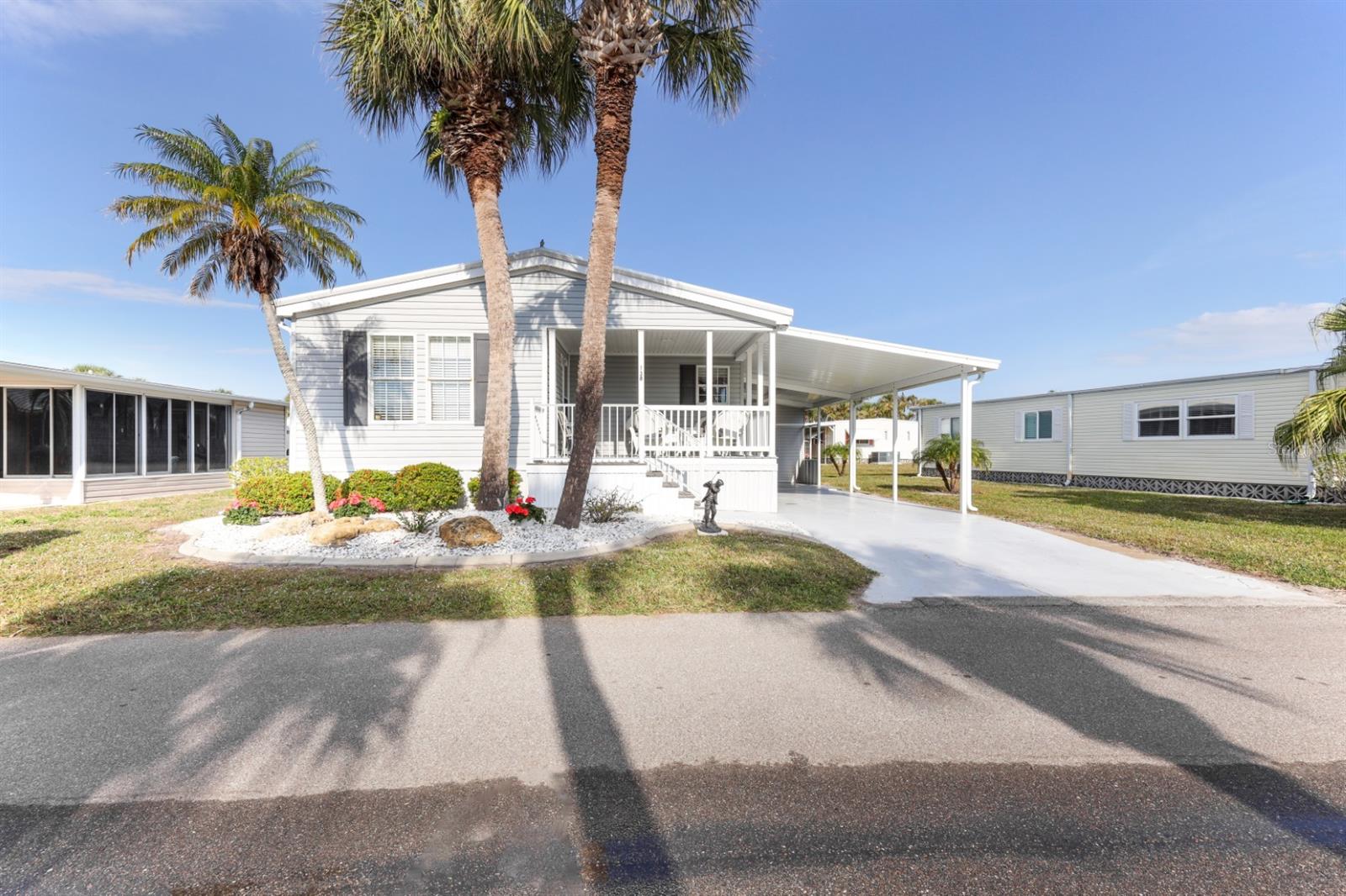 2100 Kings Highway, FL