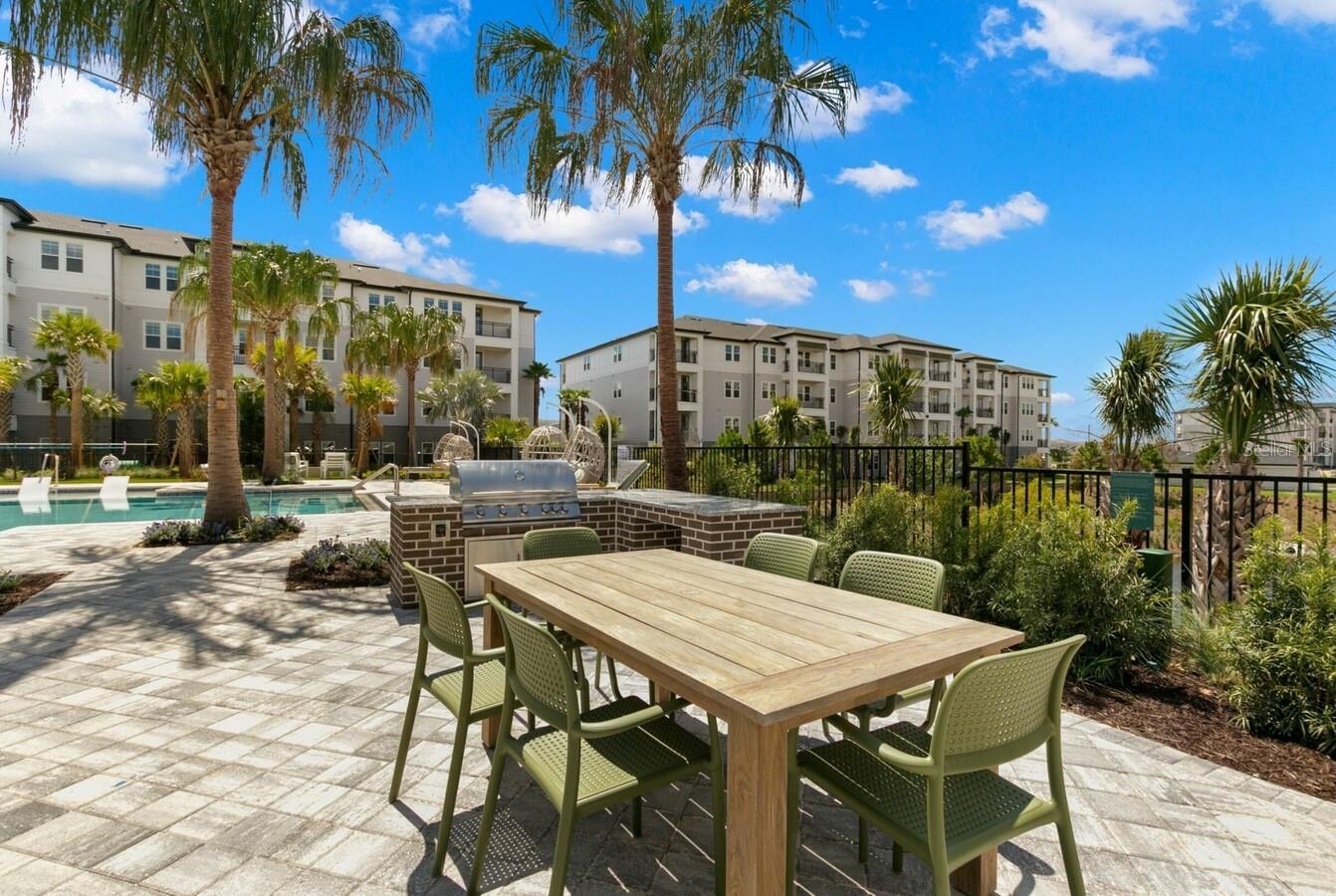 1310 Ridgeview Circle, FL