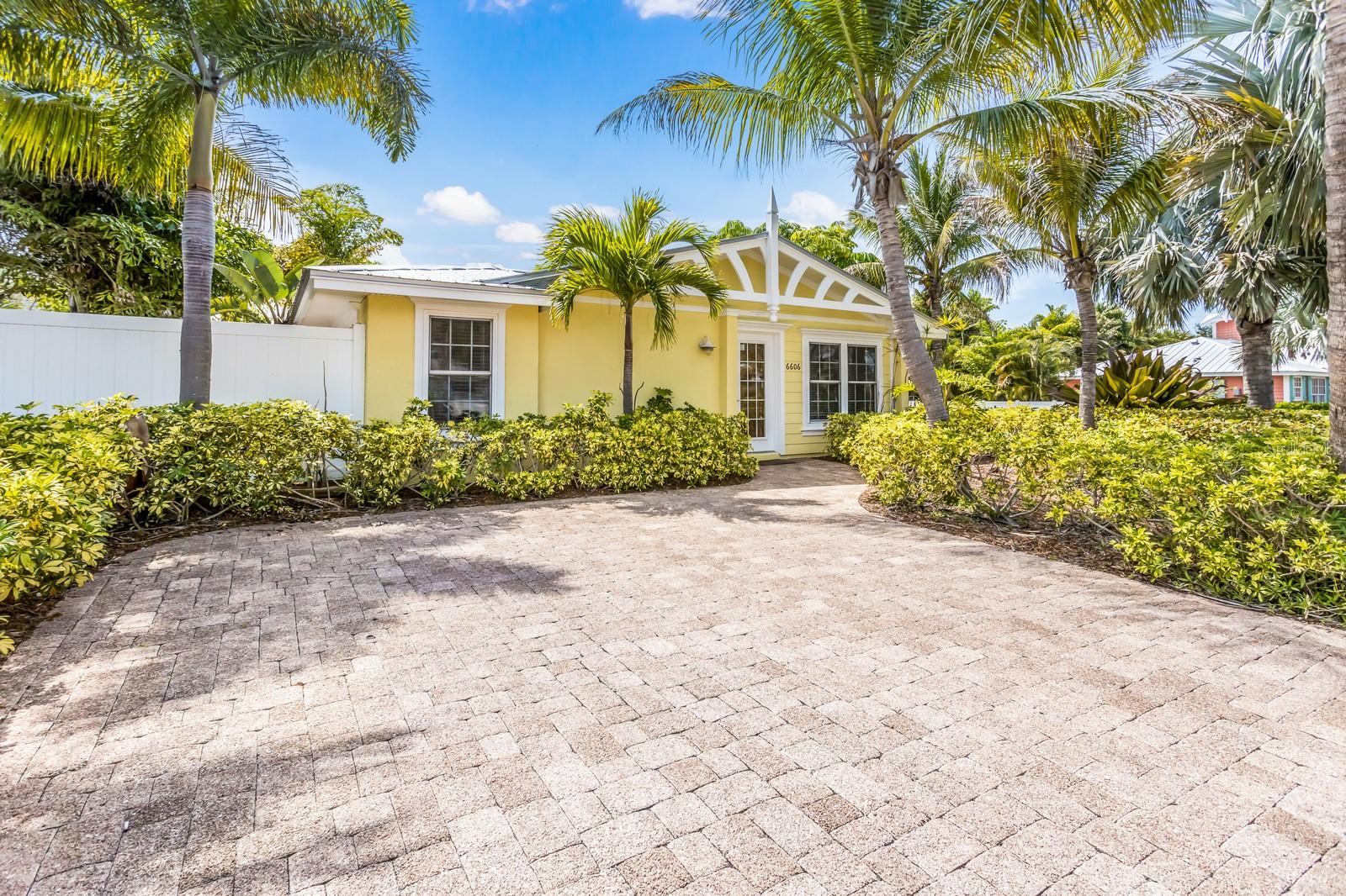 6606 Holmes Blvd #3, FL
