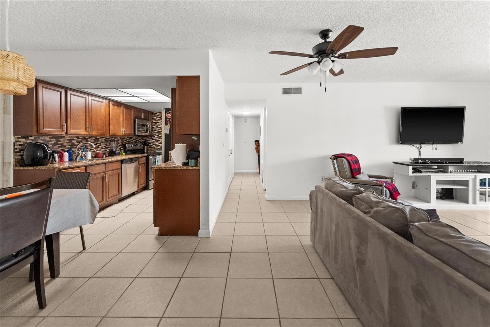5201 Vineland Road, FL