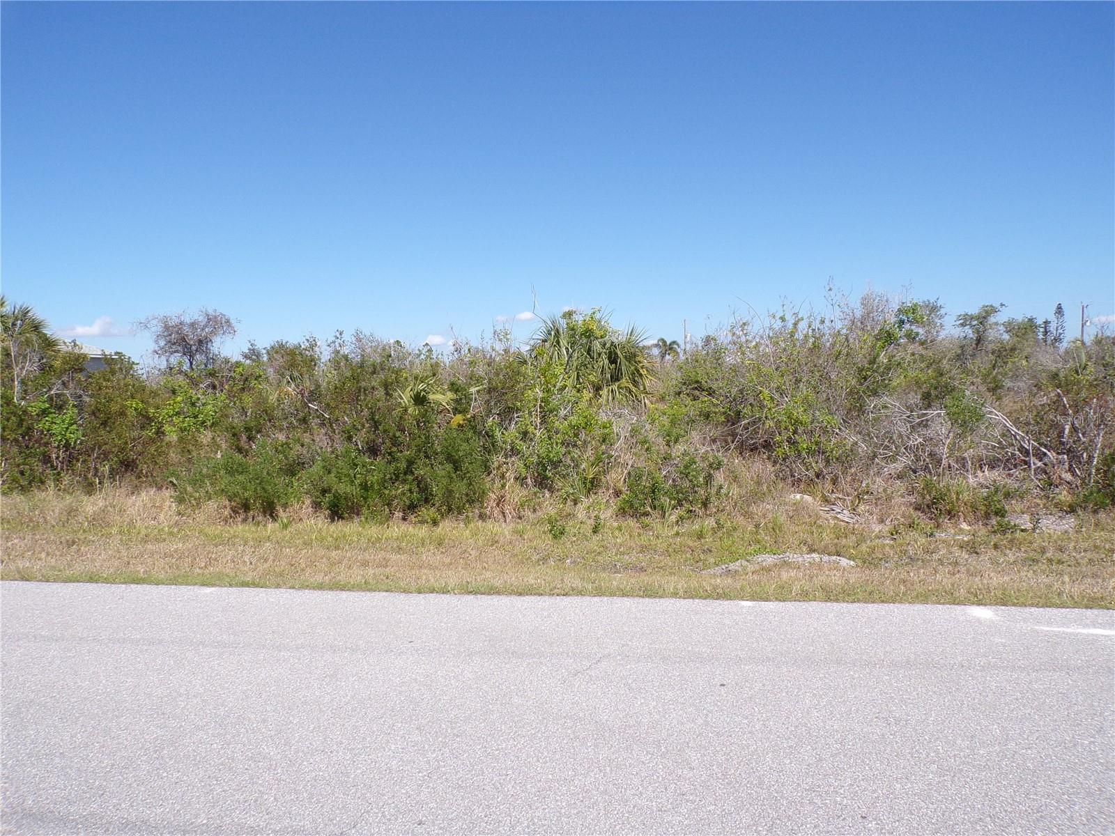 15547 Mccomb Circle, FL