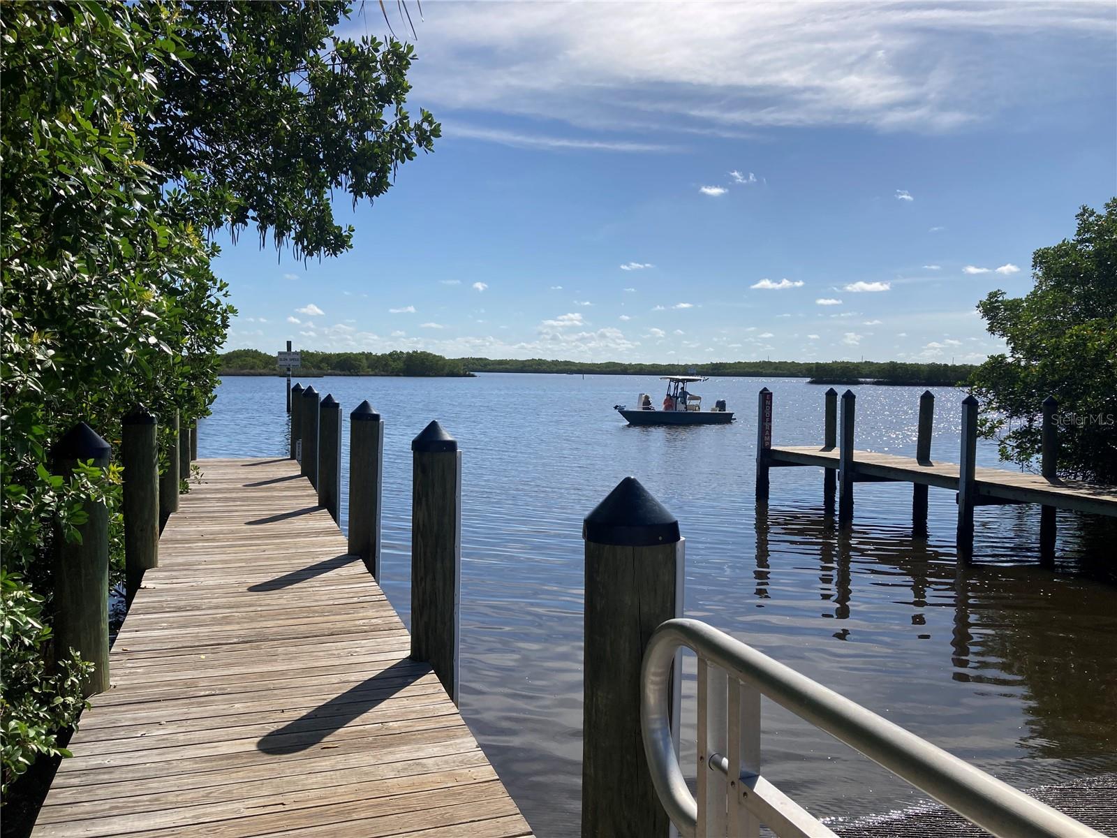 25187 Palisade Road, FL
