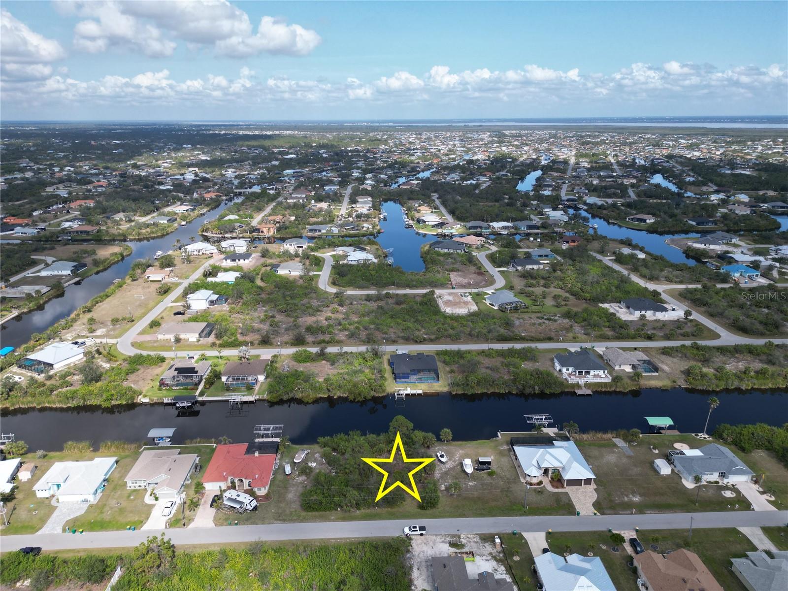 15216 Aldama Circle, FL