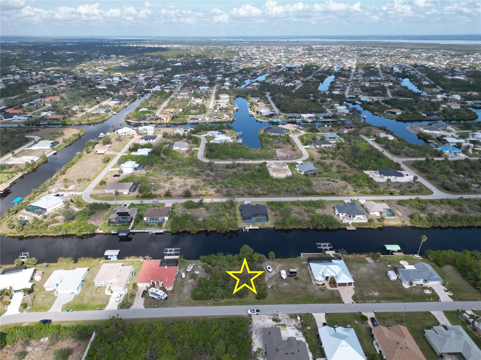15216 Aldama Circle, FL