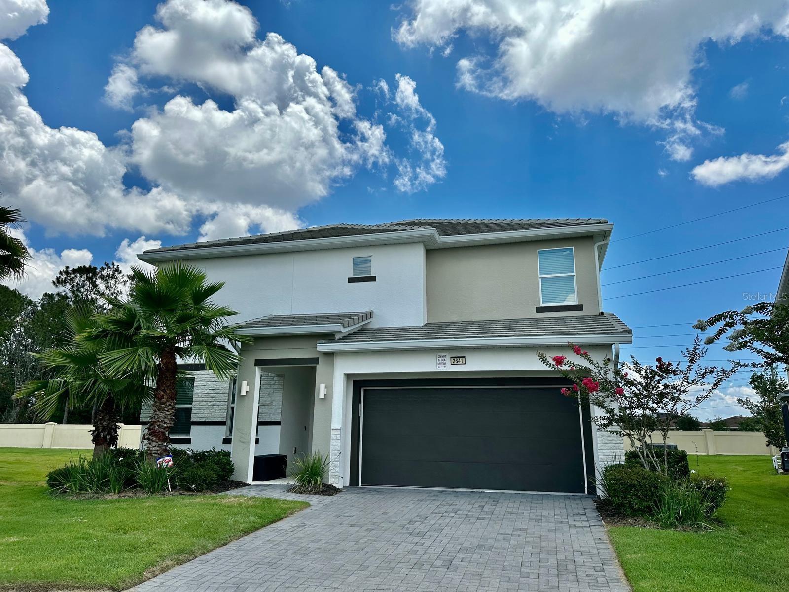 2641 Calistoga Avenue, FL