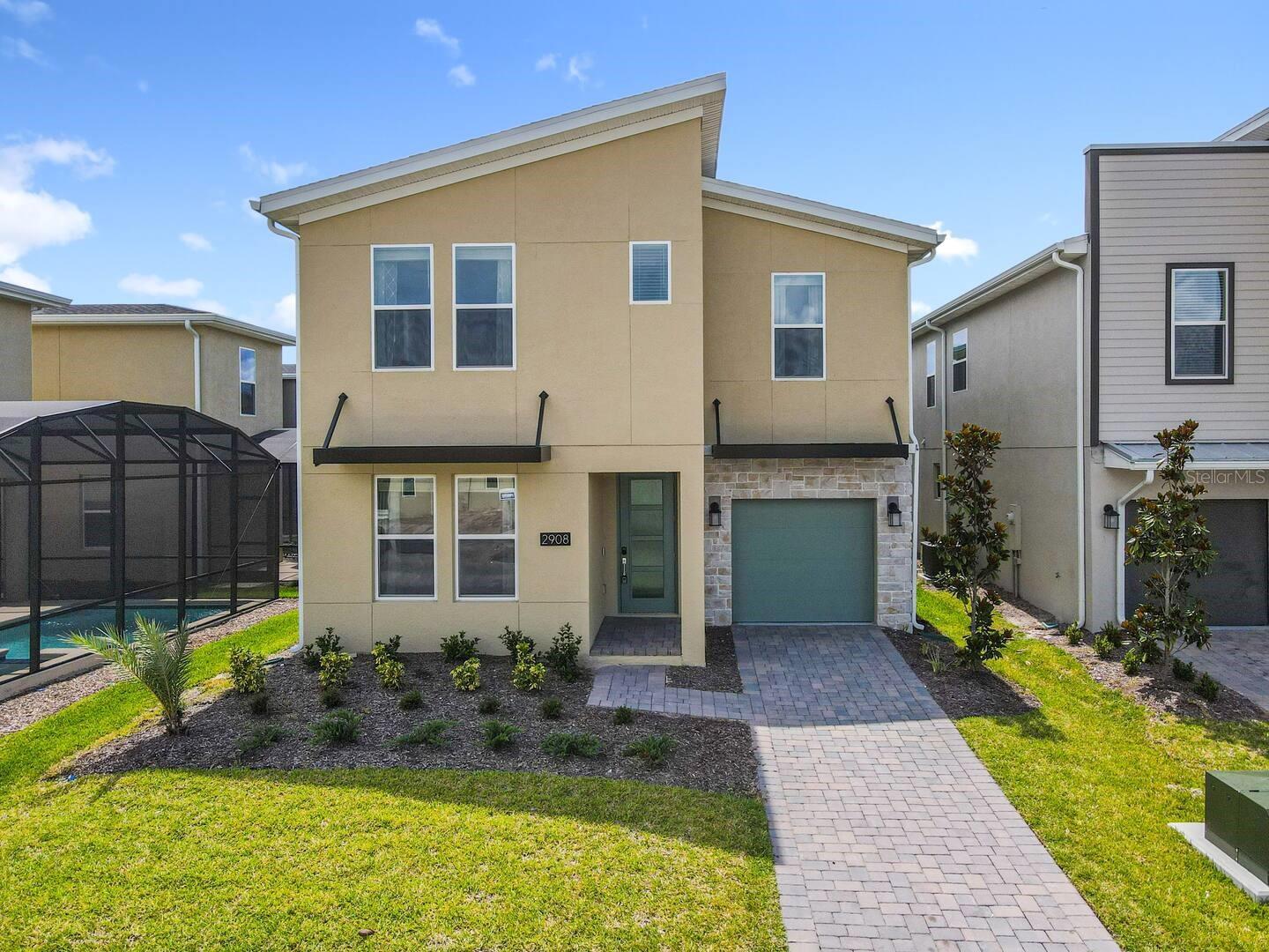 2908 Protagonist St, FL