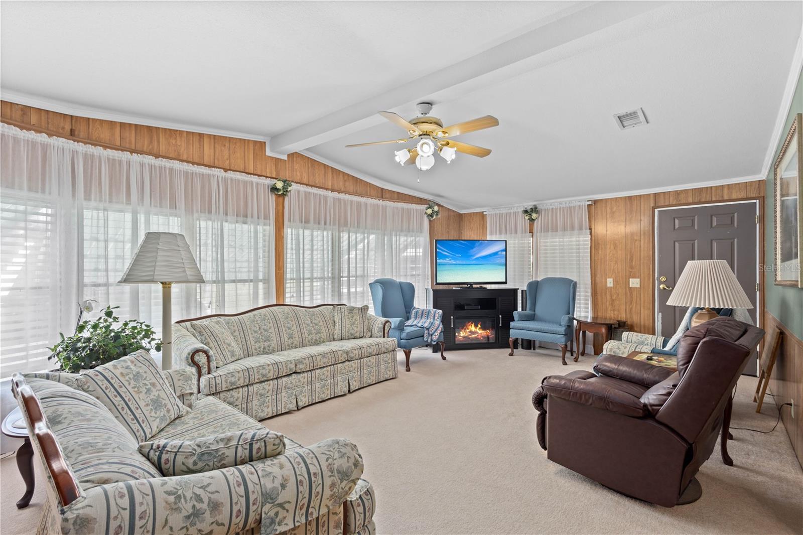 5703 Holiday Park Boulevard, FL