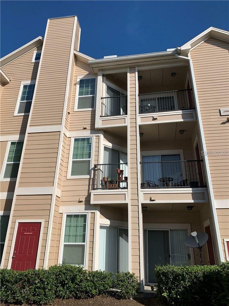 2000 Erving Cir #102, FL