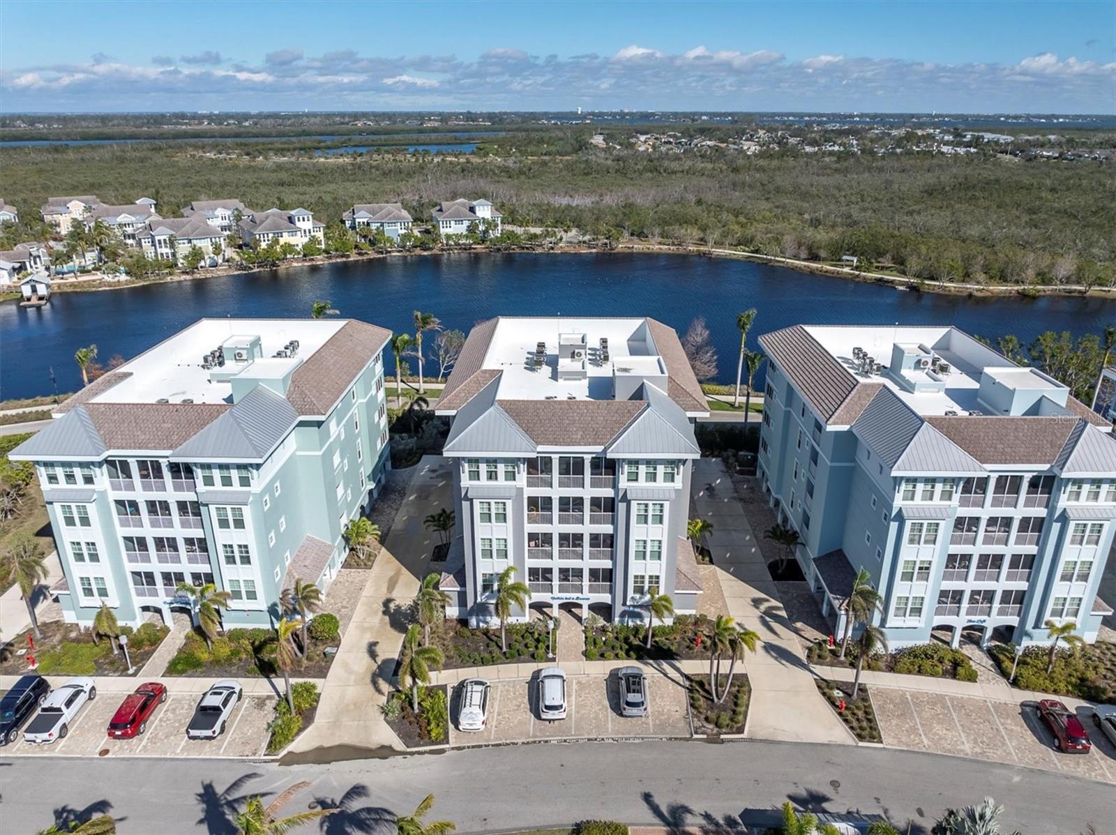 383 Aruba Circle, FL