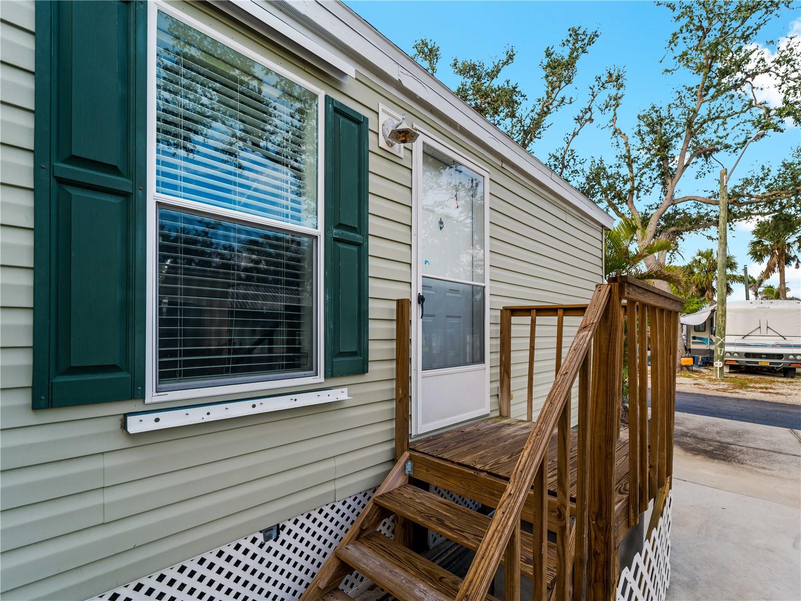 1800 Englewood Road, FL