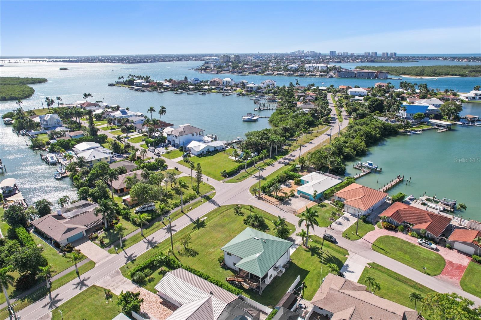 103 Tahiti Cir, FL