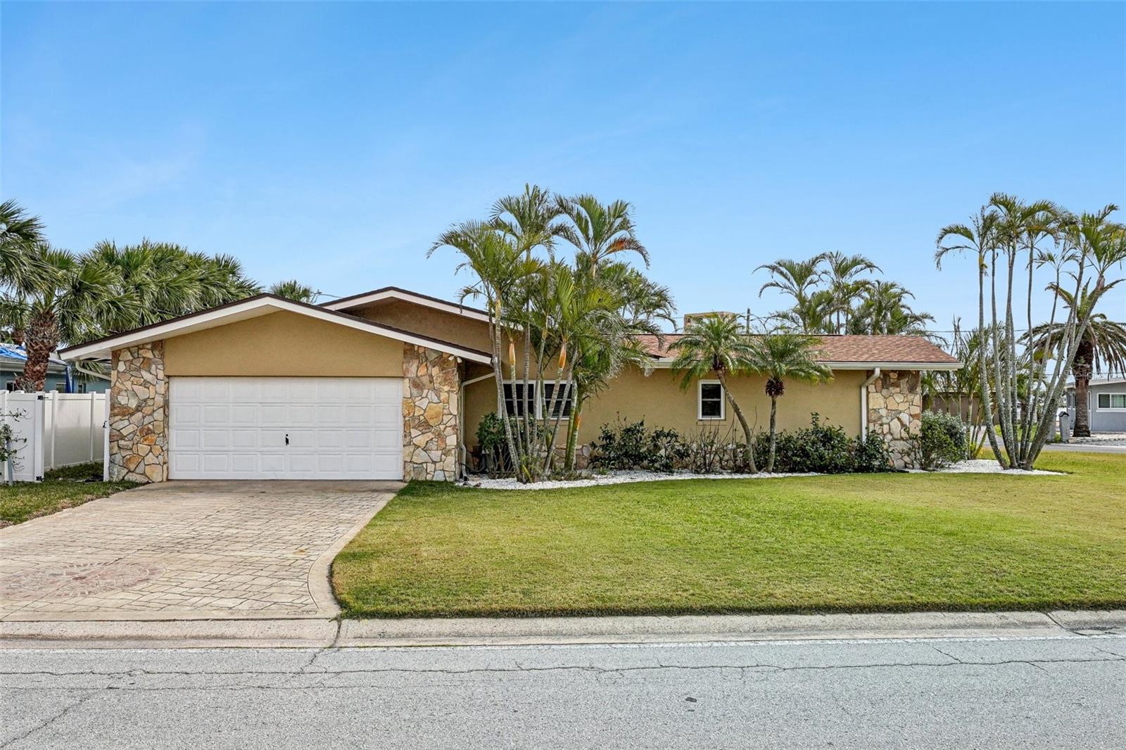 5815 Bali Way, FL