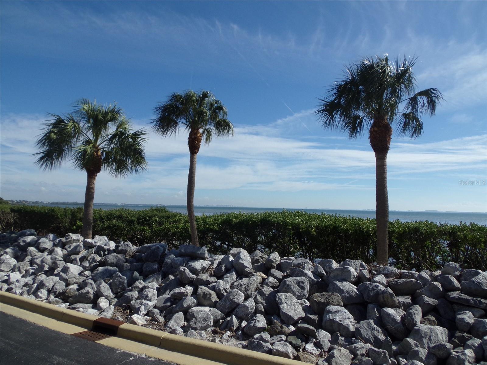 4555 Bay Club Drive, FL