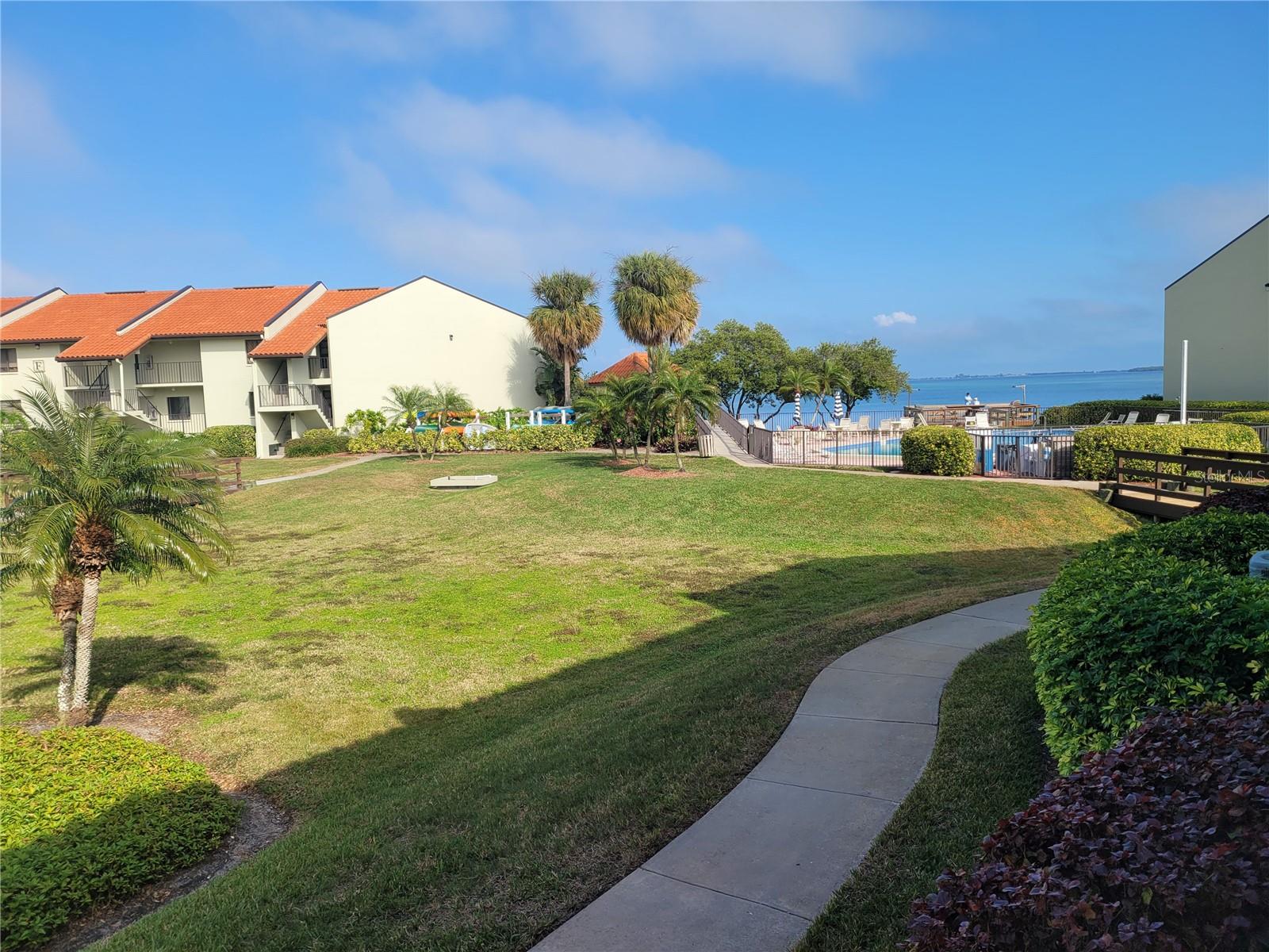 1515 Pinellas Bayway S #17, FL