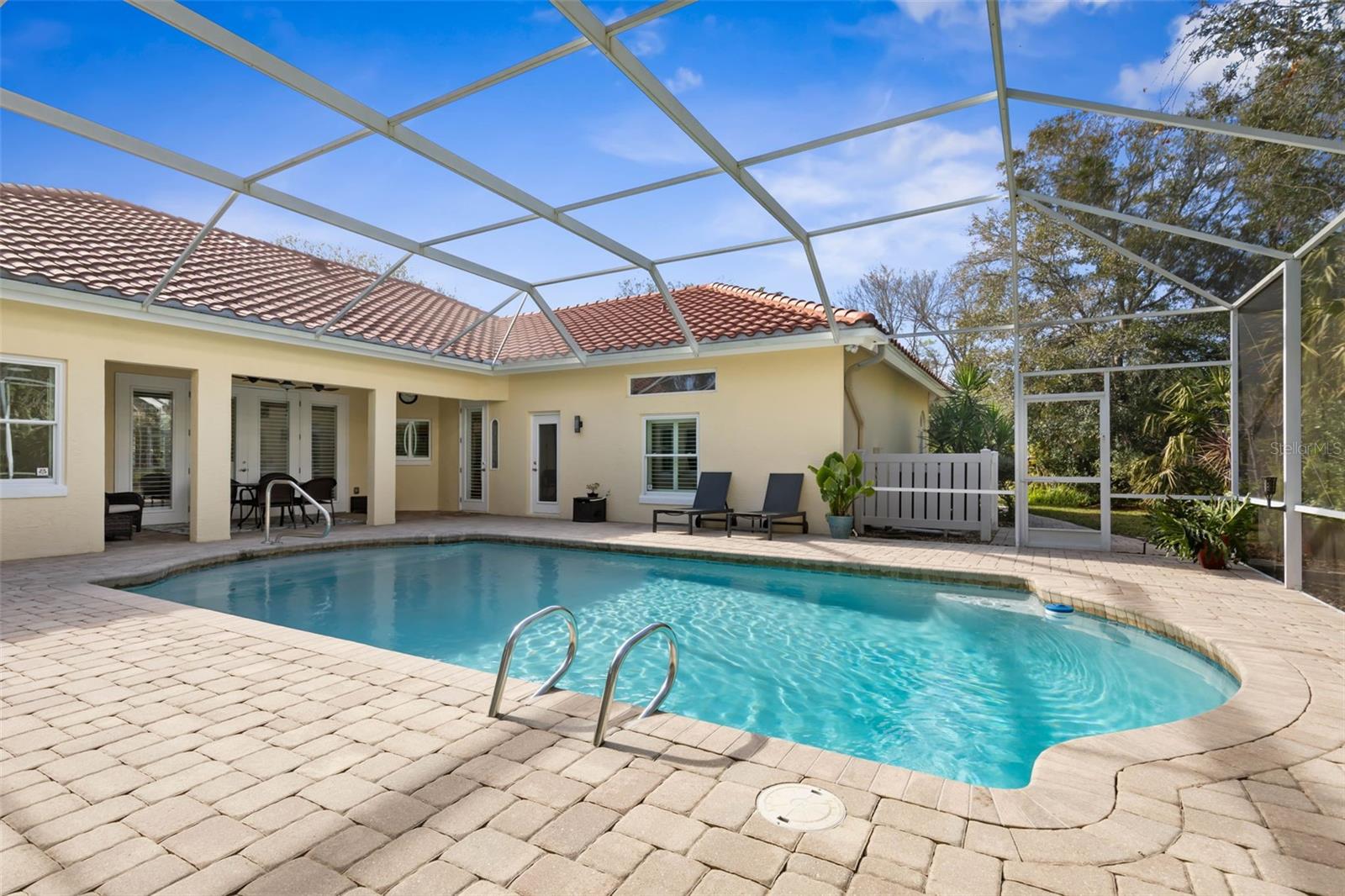 8 Roma Court, FL
