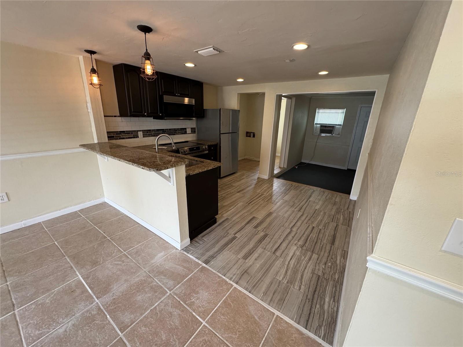 2111 Forked Creek Drive, FL