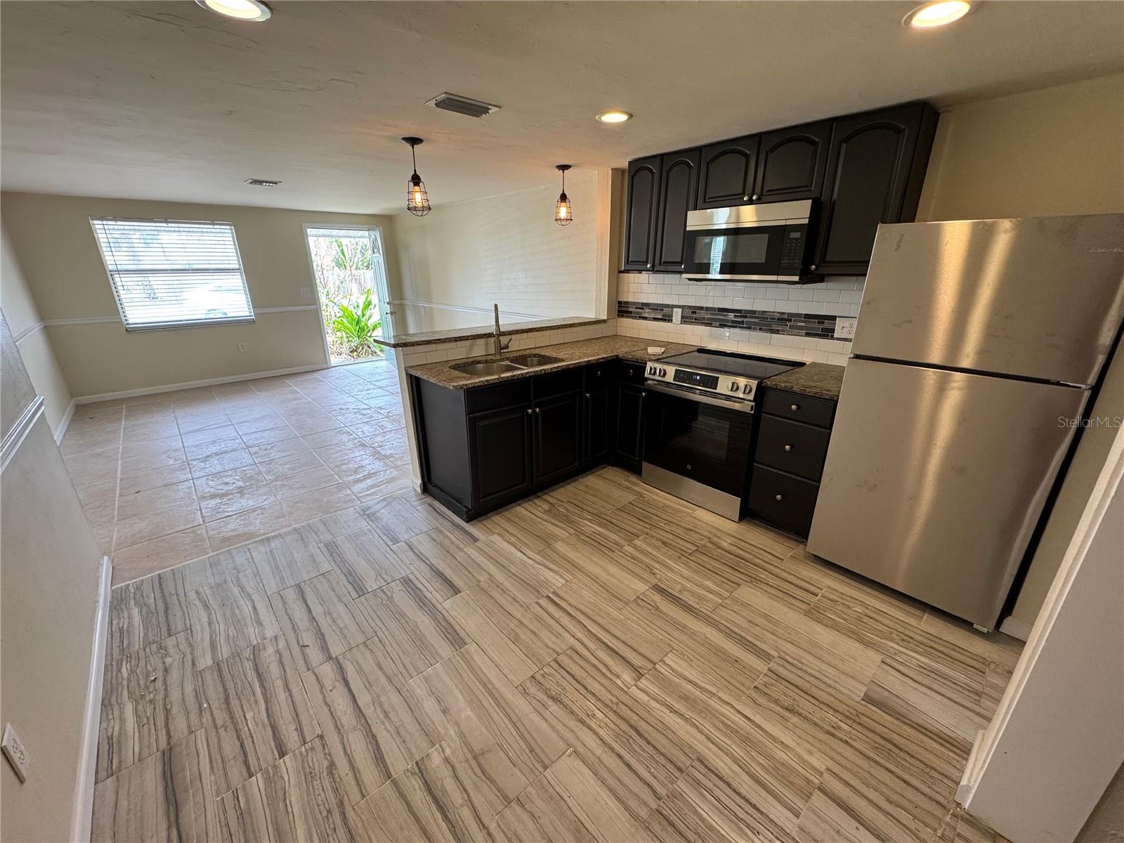 2111 Forked Creek Drive, FL