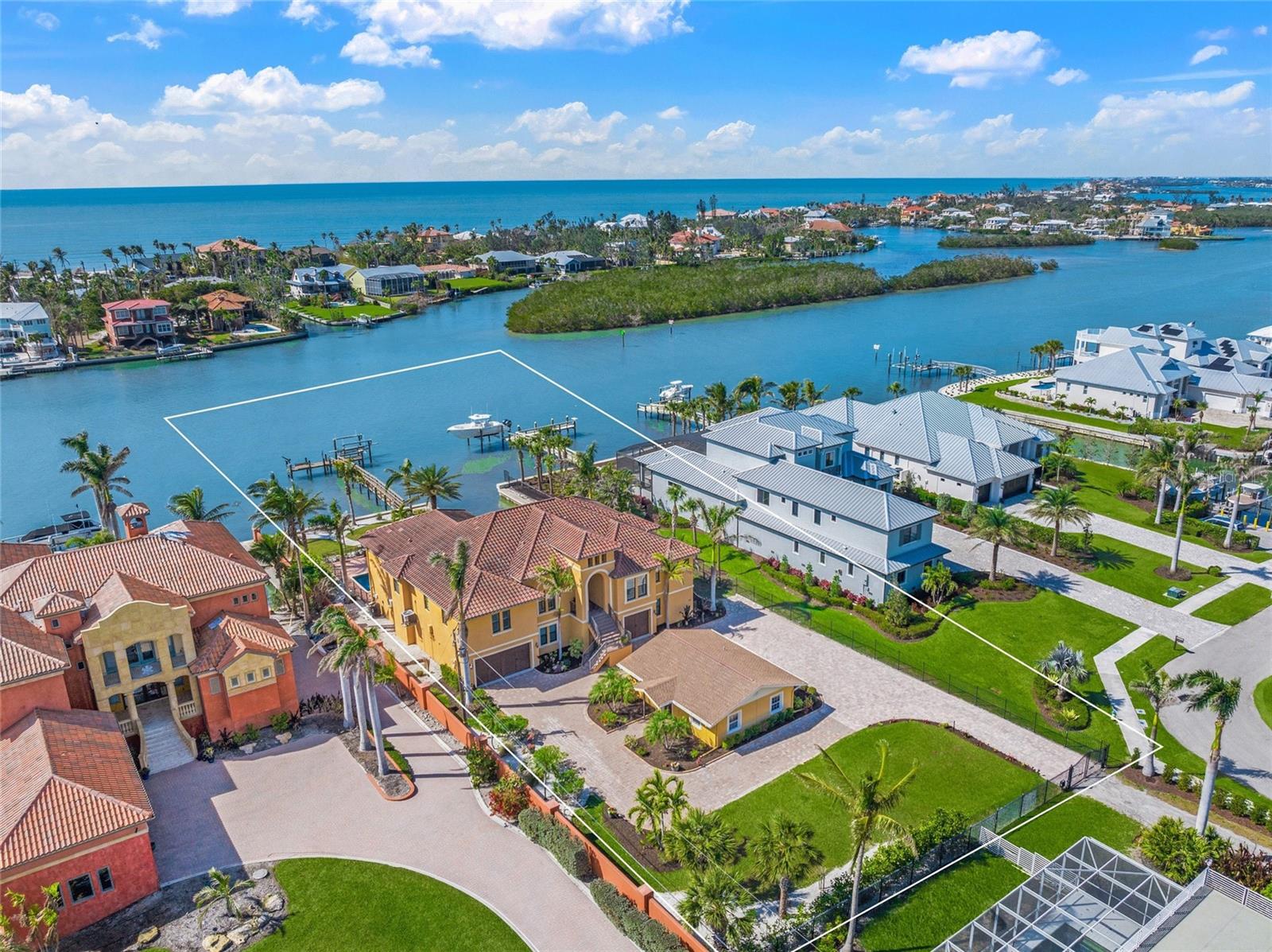 471 Bayshore Road, FL