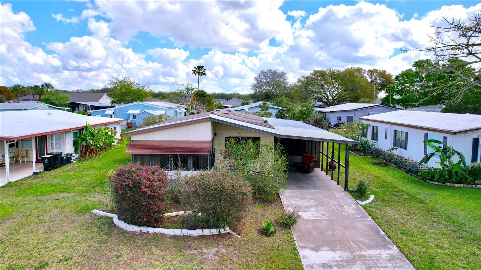 470 Village Circle, FL