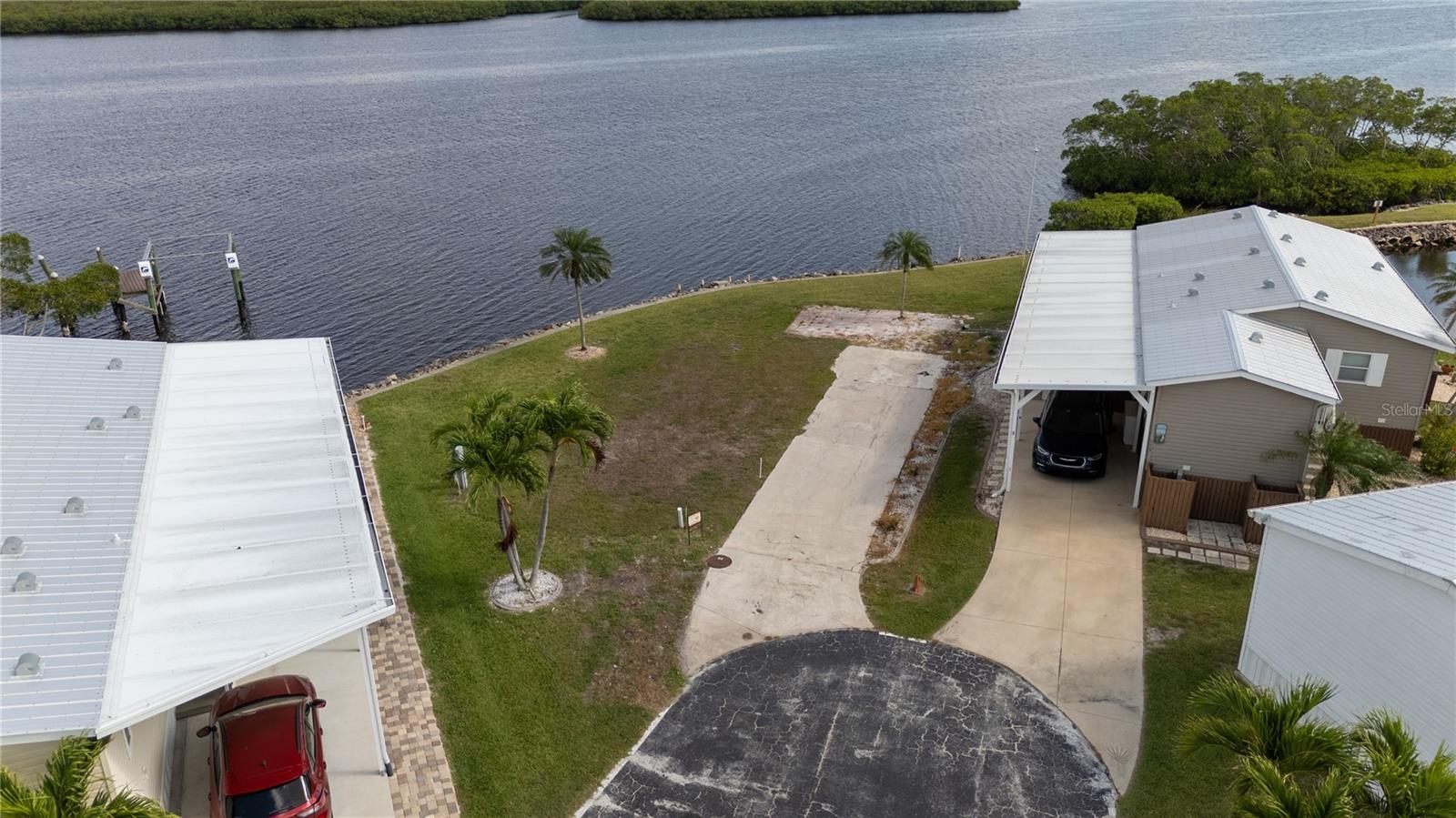 4300 Riverside Drive, FL