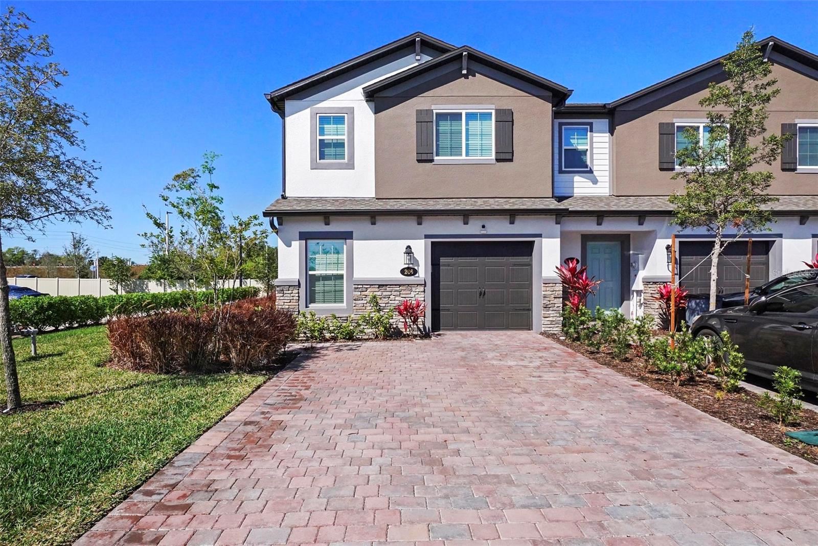 206 Beautyberry Ln, FL