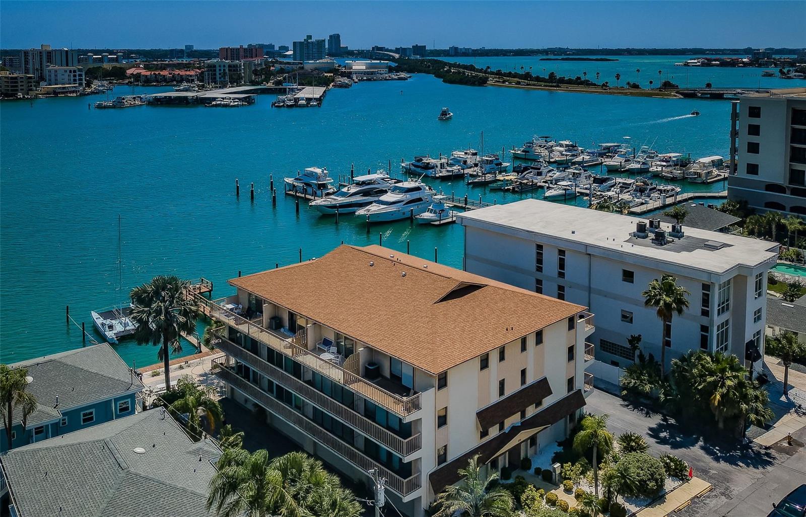 479 E Shore Dr, FL