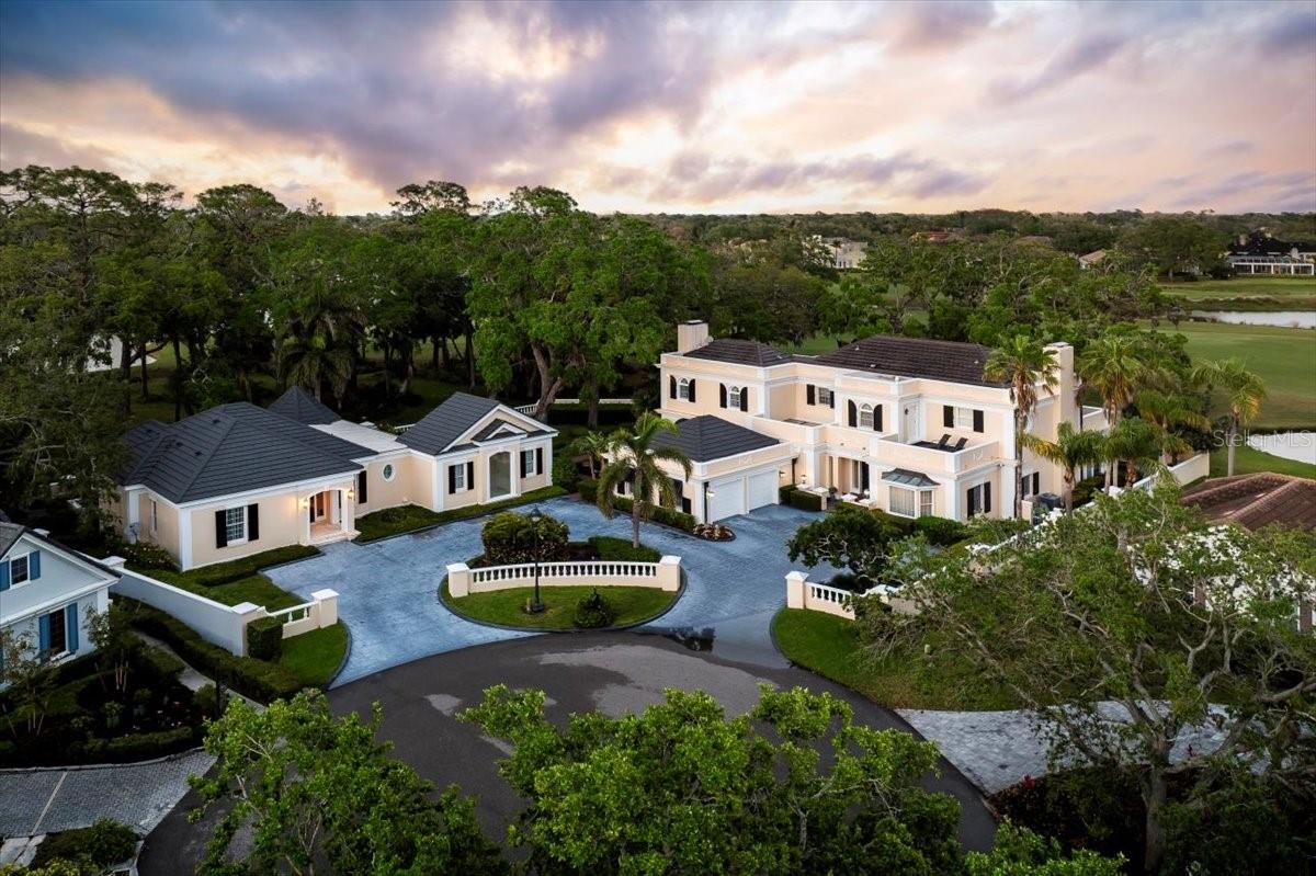 236 Saint James Park, FL