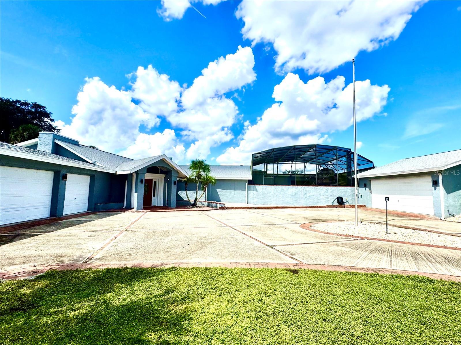 372 Rest Haven Rd, FL
