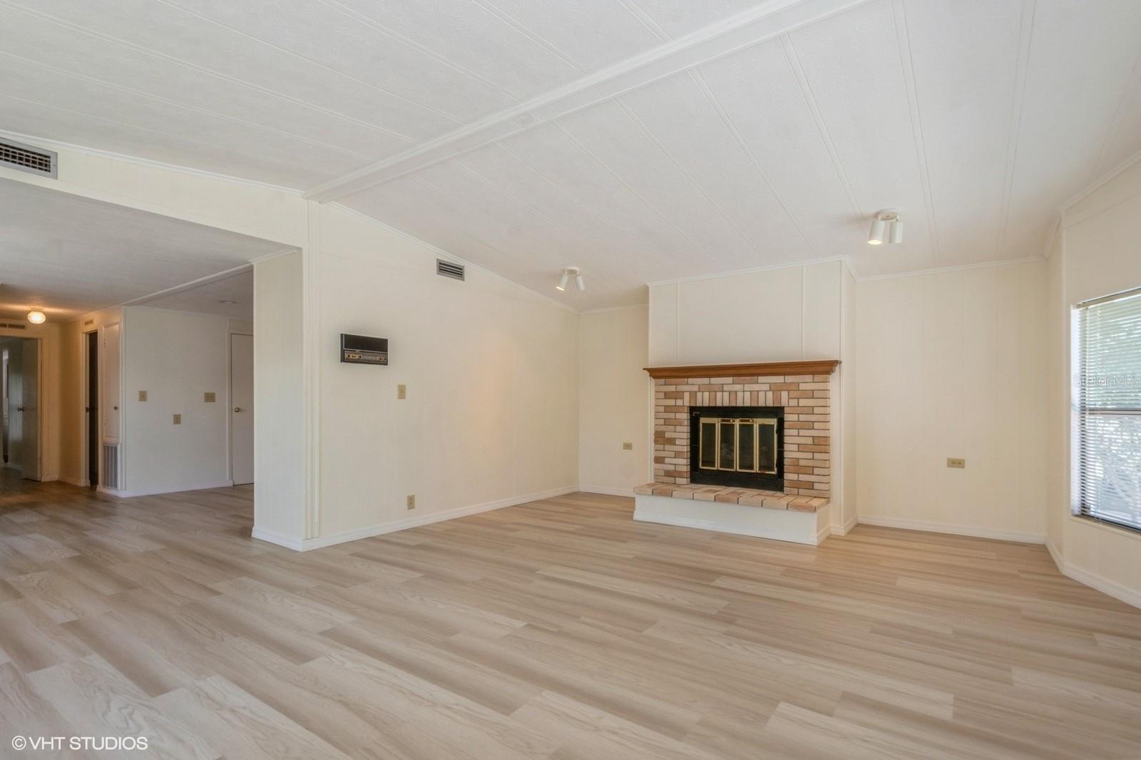 238 Pelican Drive, FL