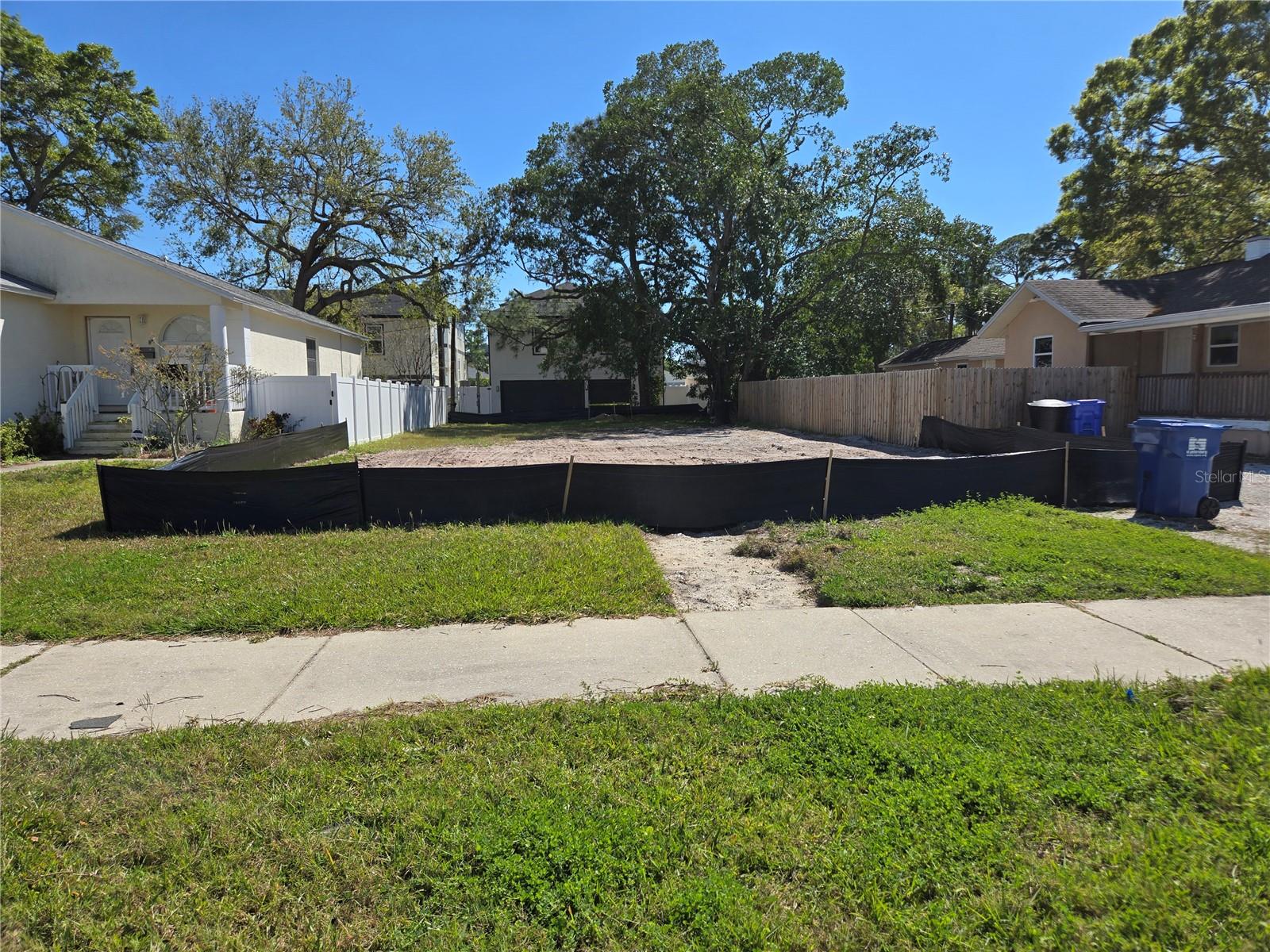 134 49th Ave N, FL