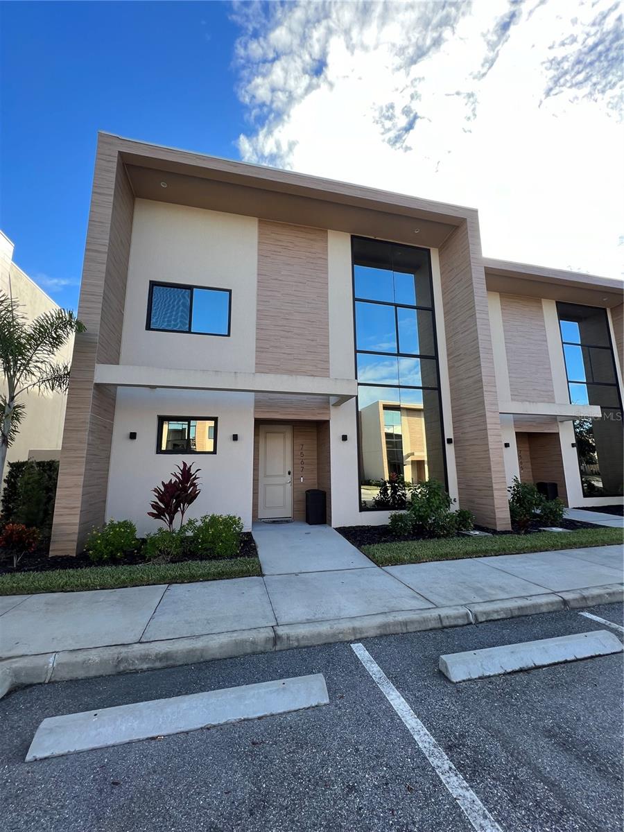 7465 Bleecker Ln, FL