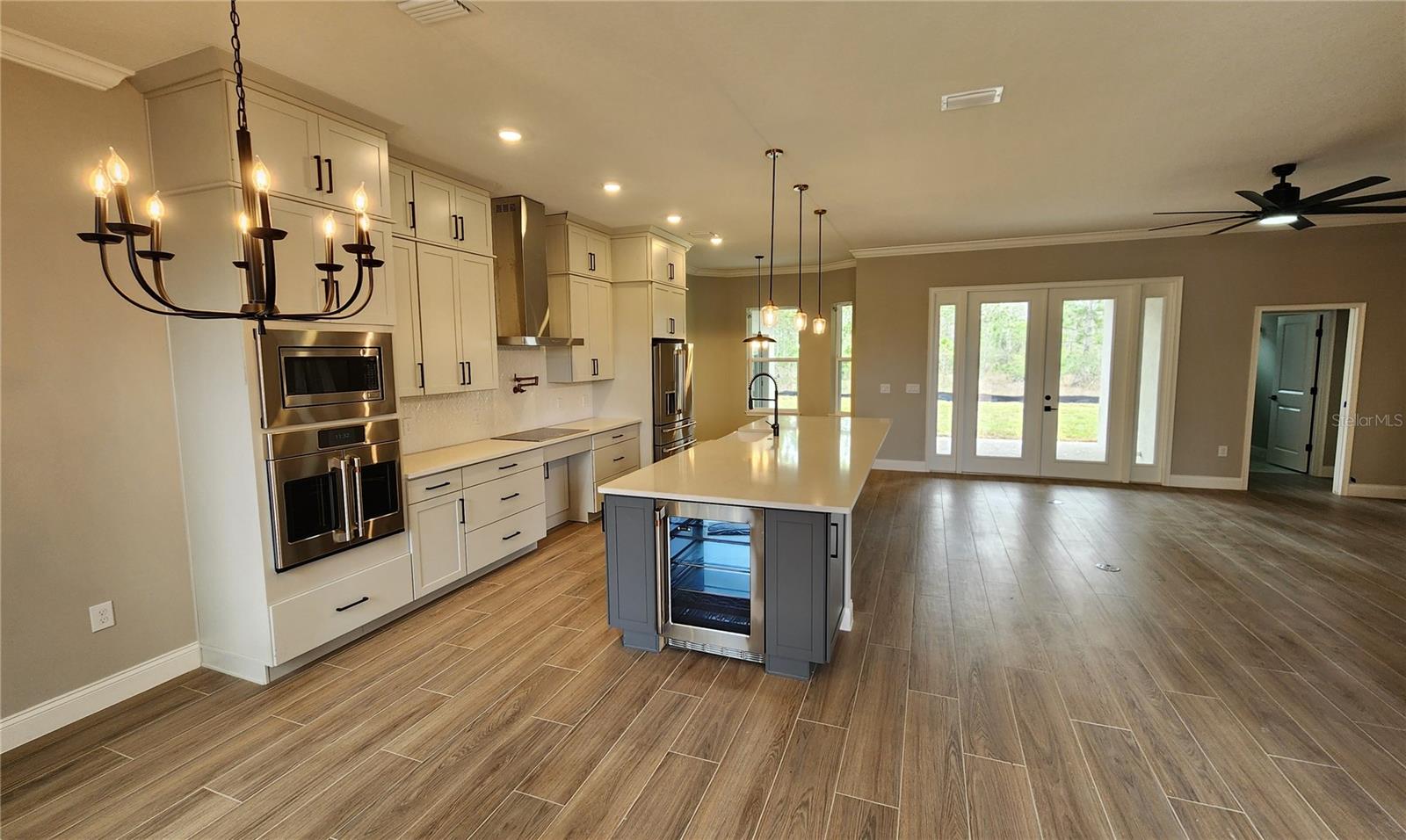 947 Ferne Drive, FL