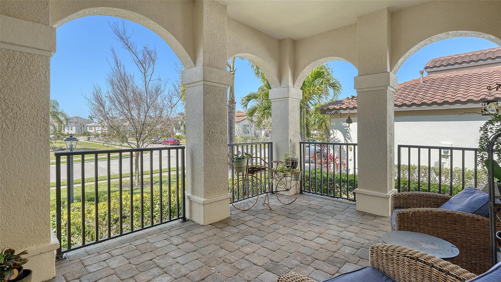 5723 Title Row Drive, FL