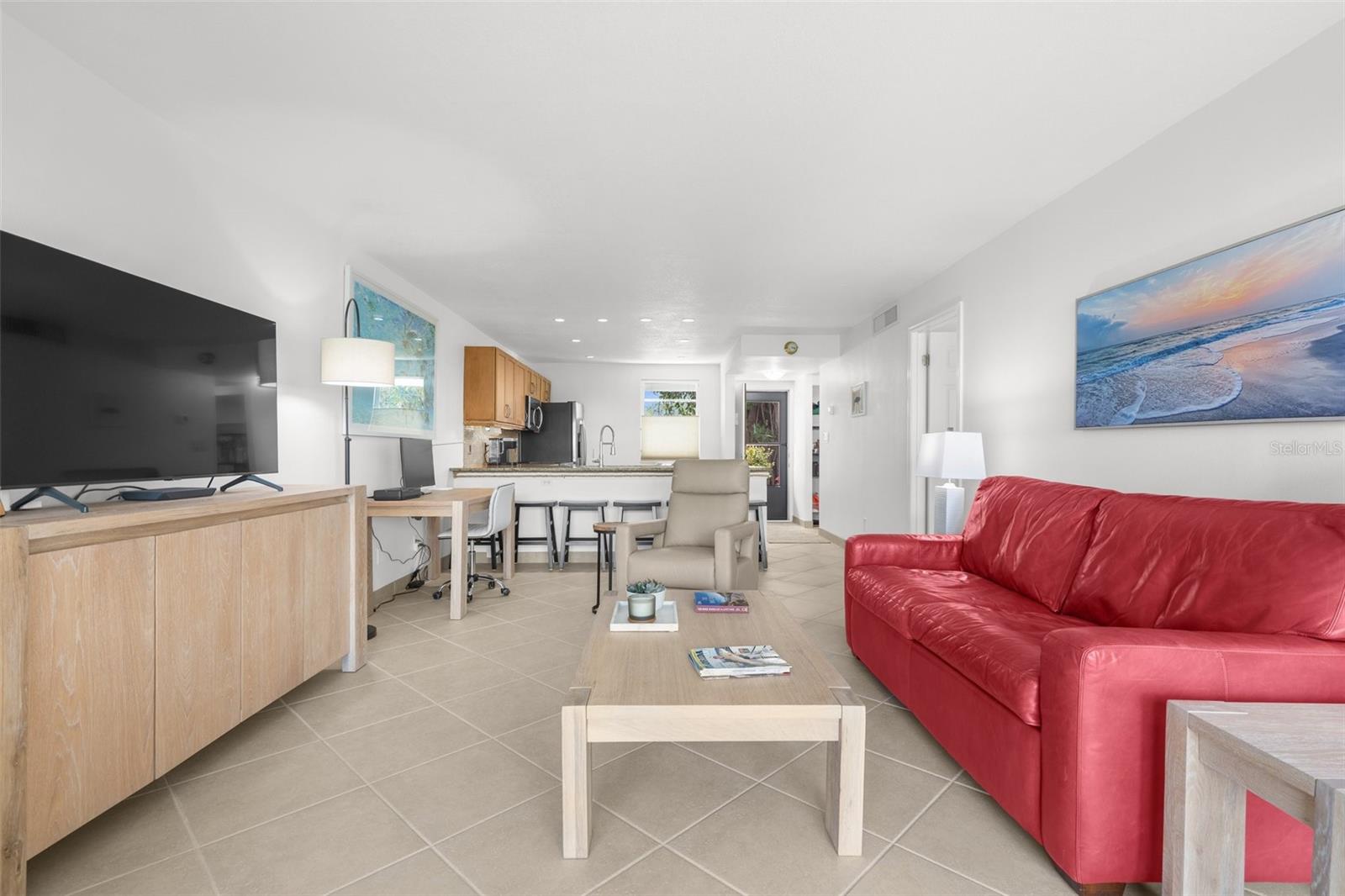 600 Sutton Place, FL