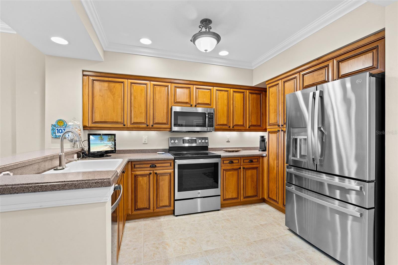 3191 Matecumbe Key Road, FL