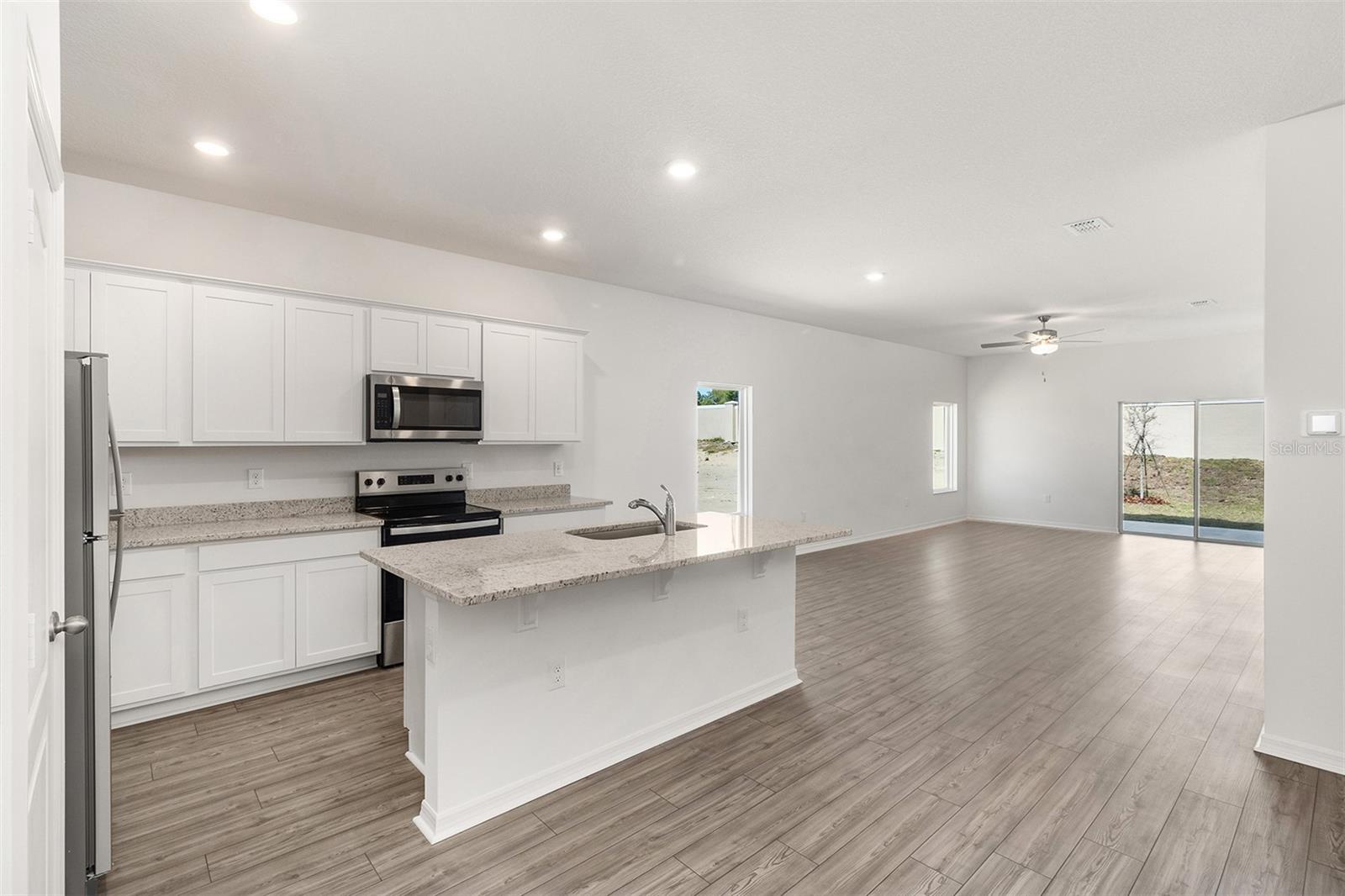 1802 White Elephant Loop, FL