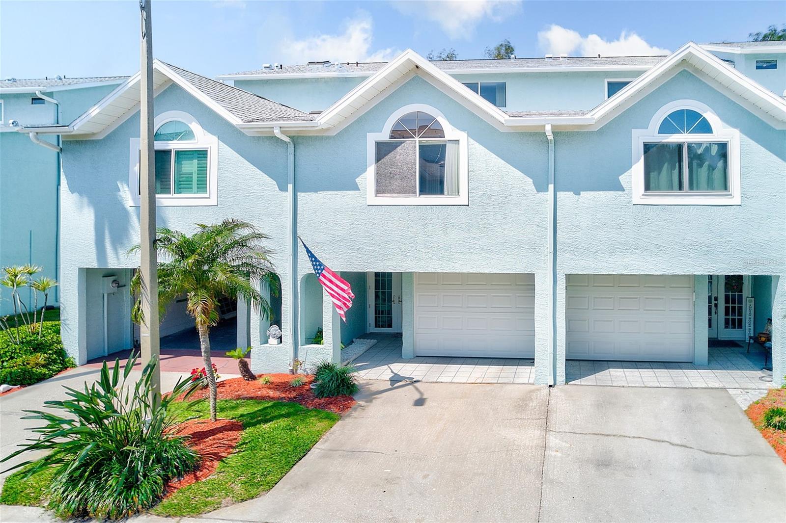 615 Garland Cir, FL