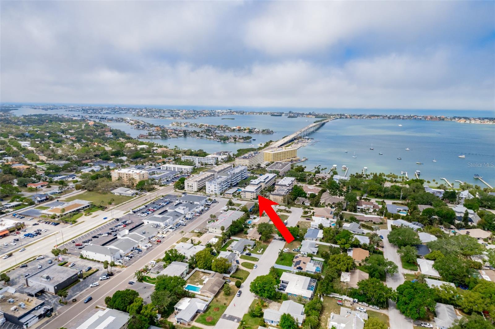 147 Bluff View Dr #206, FL