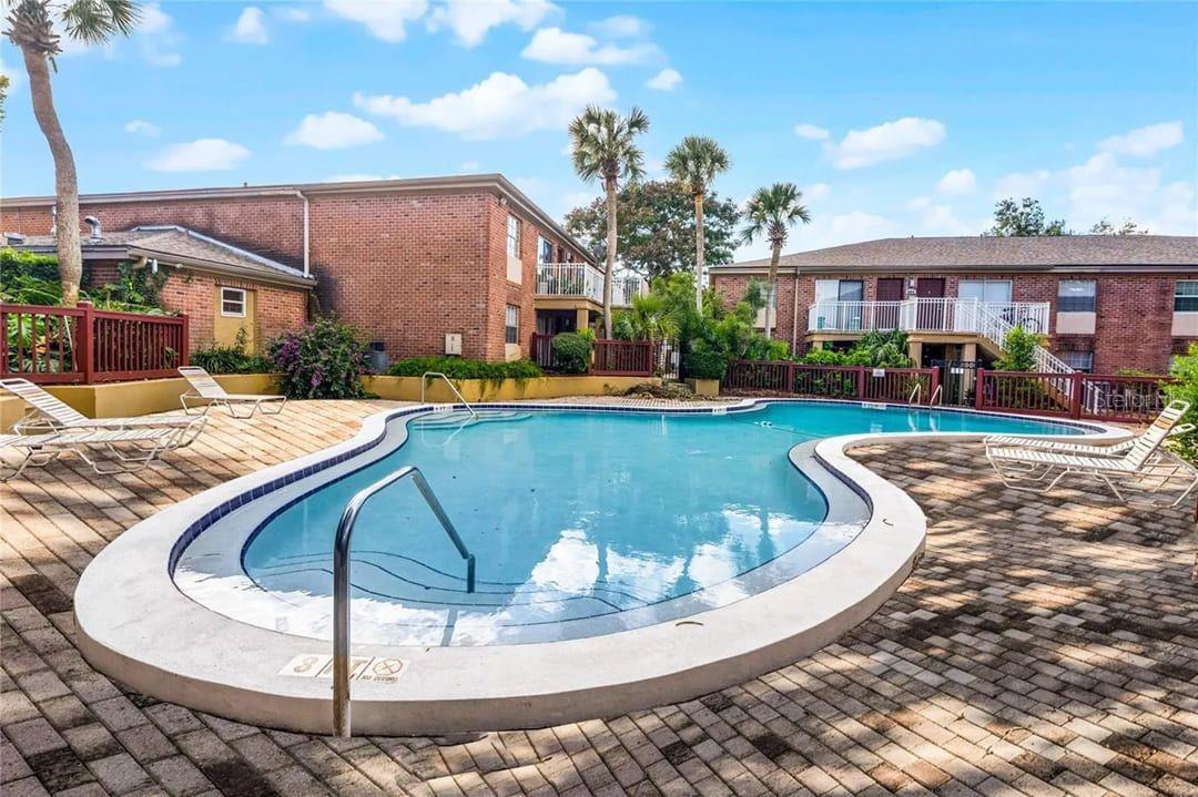 480 Banyon Tree Circle, FL