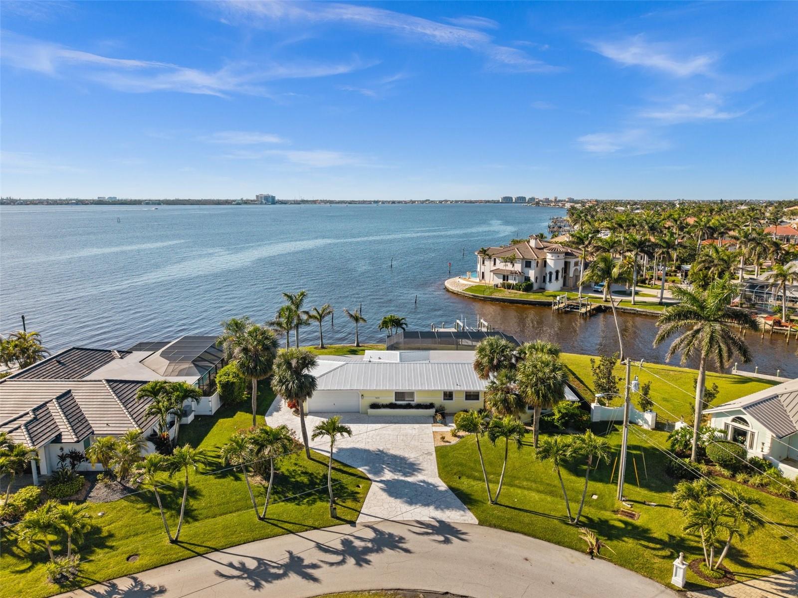 1600 Edith Esplanade, FL