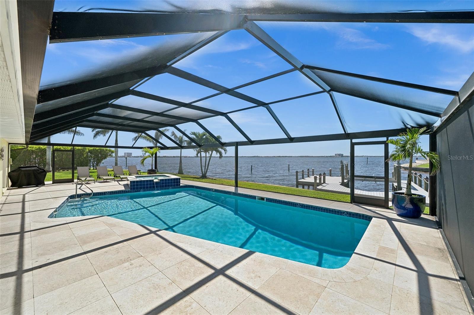 1600 Edith Esplanade, FL